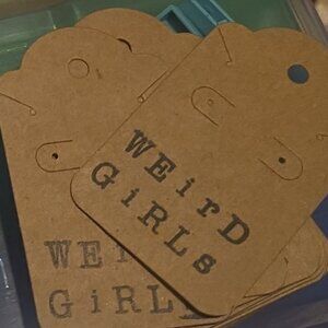 Meet your Posher, Weird Girls